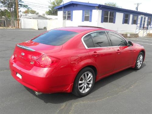 Infiniti G35 2007 photo 2