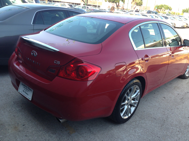 Infiniti G35 2007 photo 2