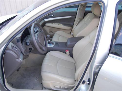 Infiniti G35 2007 photo 2