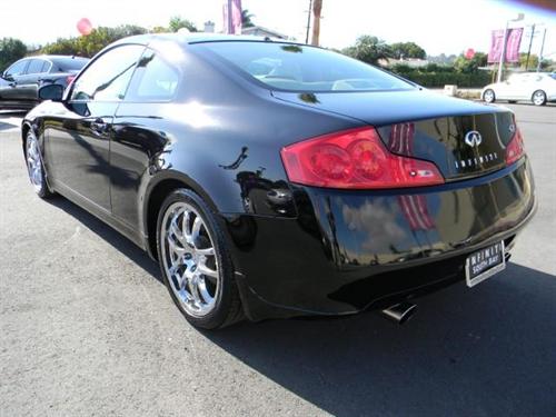 Infiniti G35 2007 photo 2