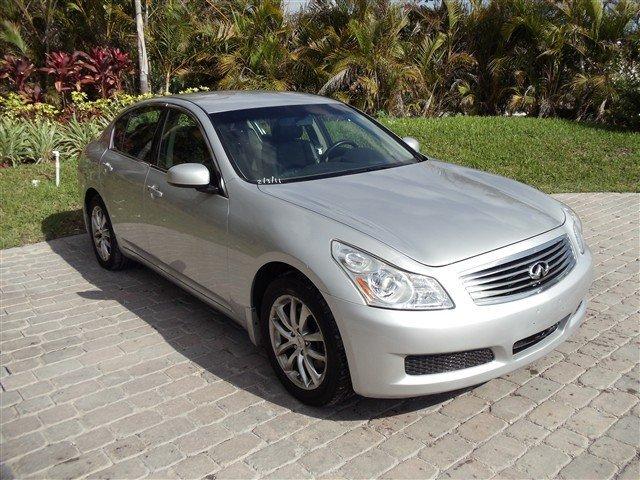 Infiniti G35 2007 photo 2