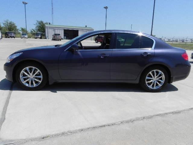 Infiniti G35 2007 photo 1