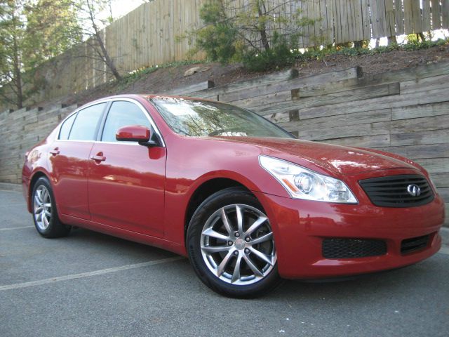 Infiniti G35 2007 photo 2
