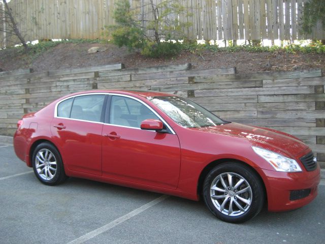 Infiniti G35 2007 photo 3