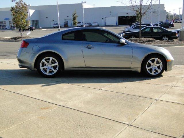 Infiniti G35 2007 photo 1