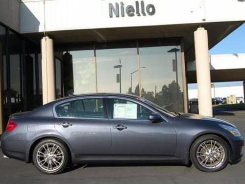 Infiniti G35 2007 photo 3