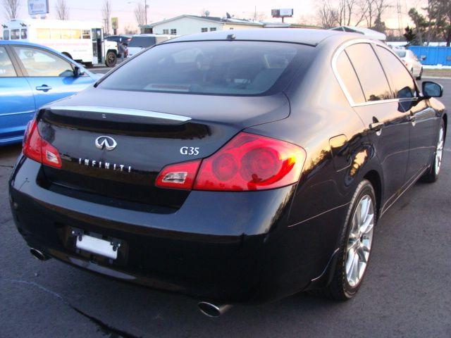 Infiniti G35 2007 photo 2