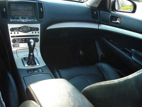 Infiniti G35 2007 photo 2