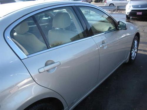 Infiniti G35 2007 photo 4