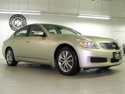 Infiniti G35 2007 photo 2