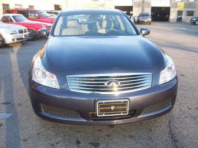 Infiniti G35 2007 photo 4