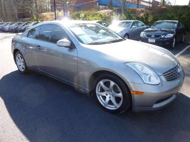 Infiniti G35 2007 photo 2
