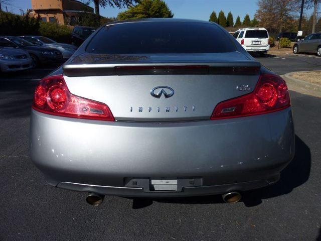 Infiniti G35 2007 photo 3
