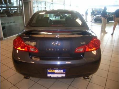 Infiniti G35 2007 photo 3