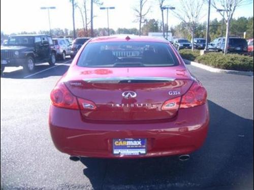 Infiniti G35 2007 photo 3