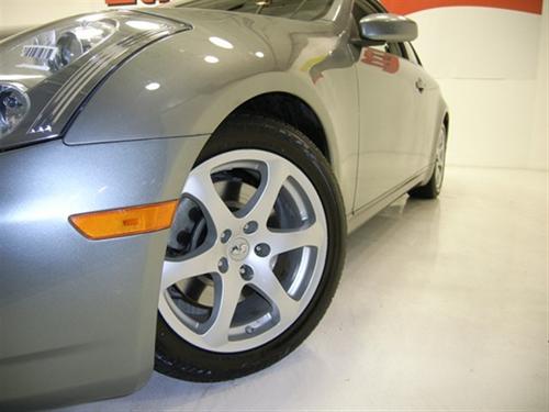 Infiniti G35 2007 photo 4