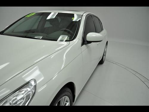 Infiniti G35 2007 photo 3