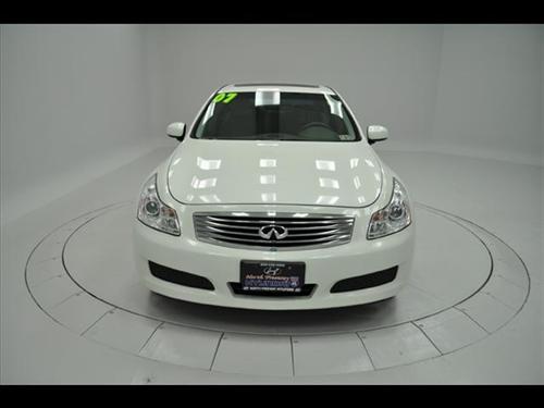 Infiniti G35 2007 photo 4