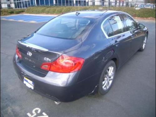 Infiniti G35 2007 photo 2