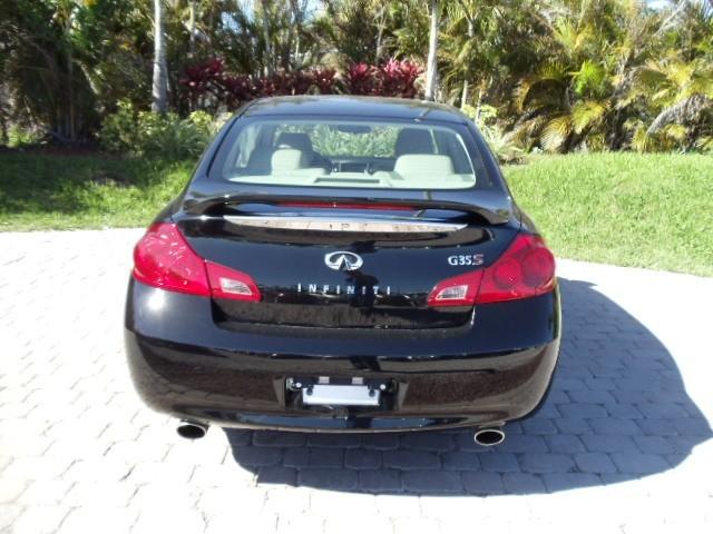 Infiniti G35 2007 photo 4