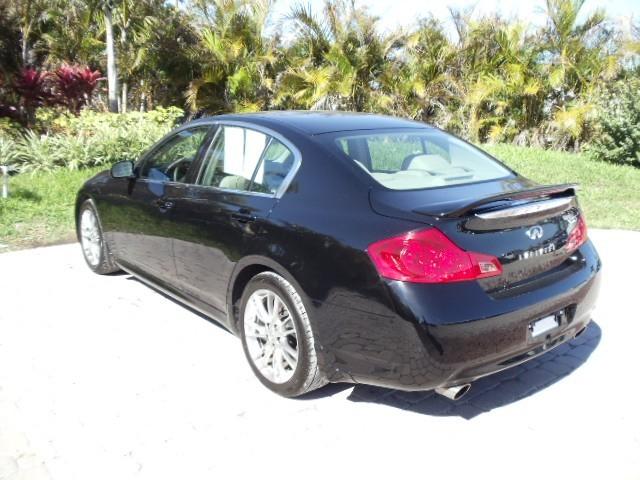 Infiniti G35 2007 photo 5