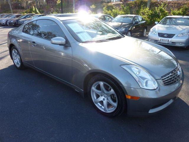 Infiniti G35 2007 photo 2