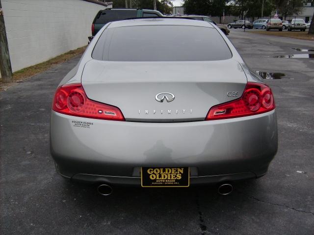 Infiniti G35 2007 photo 4