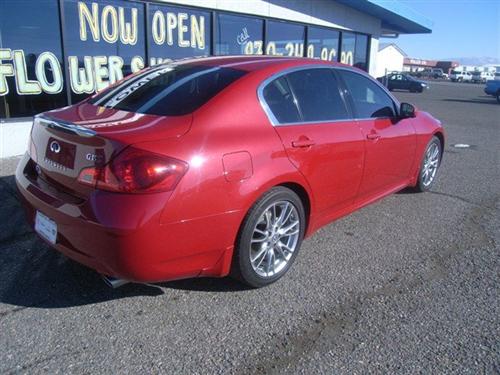 Infiniti G35 2007 photo 2