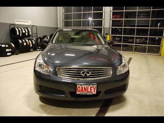 Infiniti G35 2007 photo 1