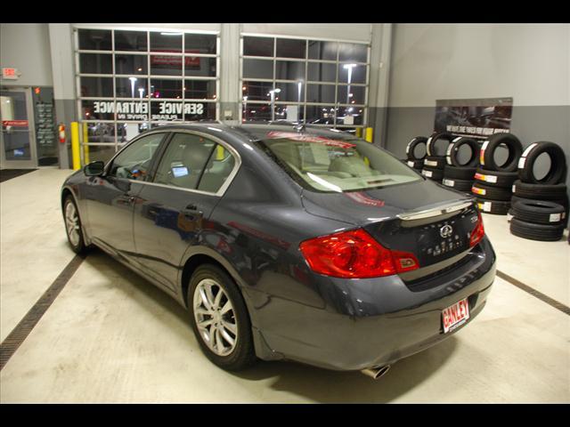 Infiniti G35 2007 photo 5