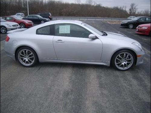 Infiniti G35 2007 photo 3