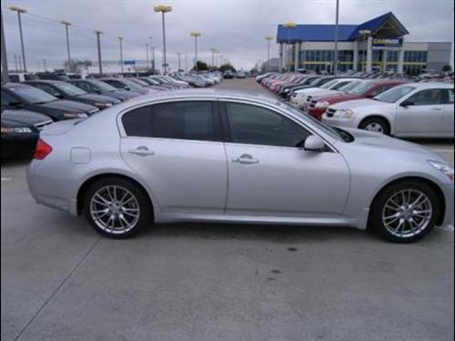 Infiniti G35 2007 photo 2