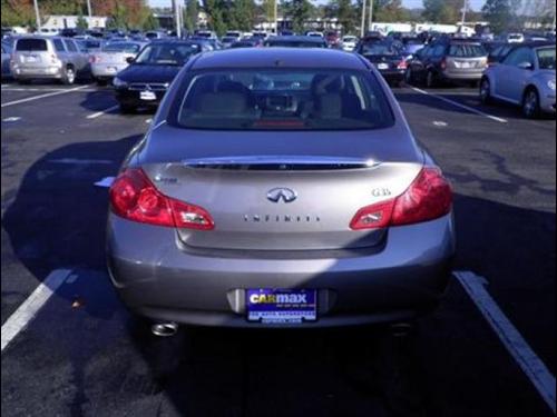 Infiniti G35 2007 photo 5