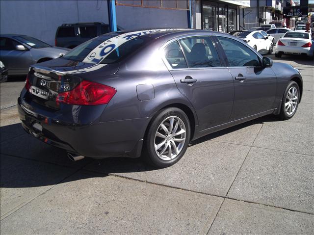 Infiniti G35 2007 photo 1