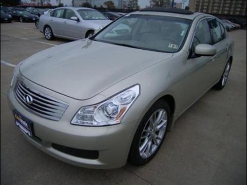 Infiniti G35 2007 photo 2