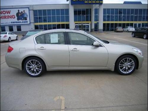 Infiniti G35 2007 photo 3