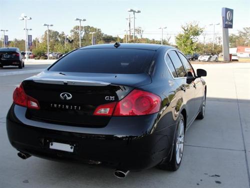 Infiniti G35 2007 photo 2