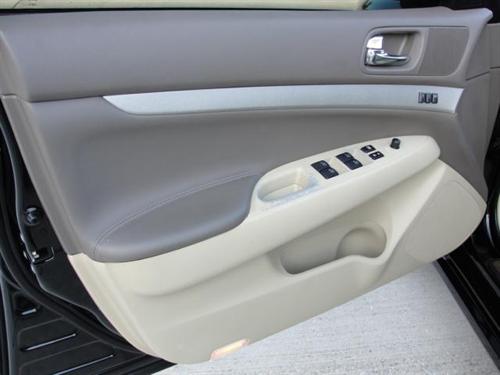 Infiniti G35 2007 photo 4