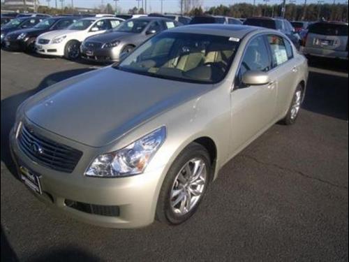 Infiniti G35 2007 photo 2