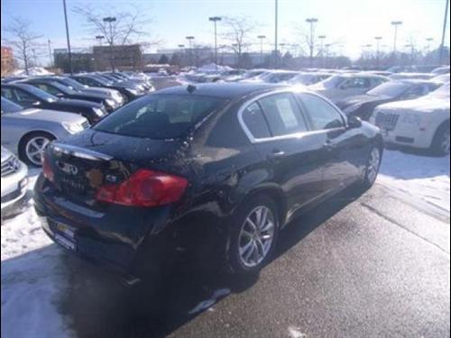 Infiniti G35 2007 photo 4