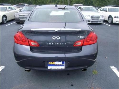 Infiniti G35 2007 photo 3