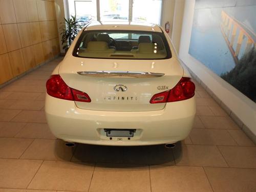 Infiniti G35 2007 photo 3