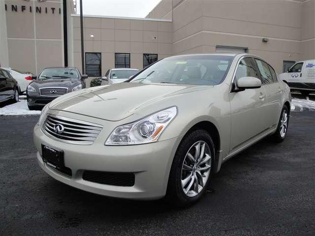 Infiniti G35 SL AWD SUV Sedan