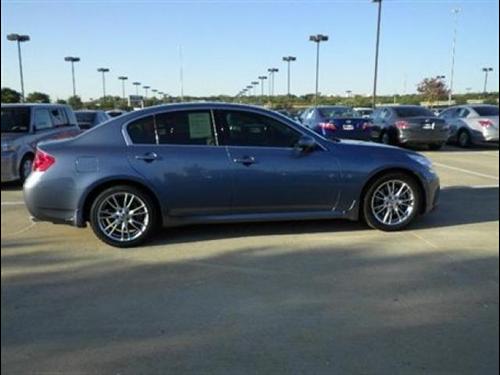 Infiniti G35 2007 photo 2