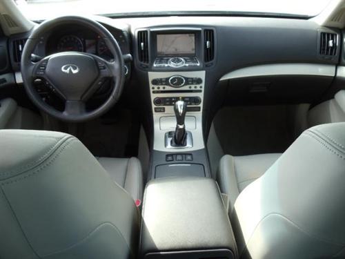Infiniti G35 2007 photo 4