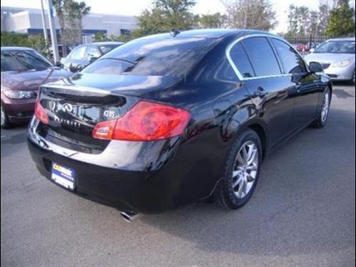 Infiniti G35 2007 photo 2