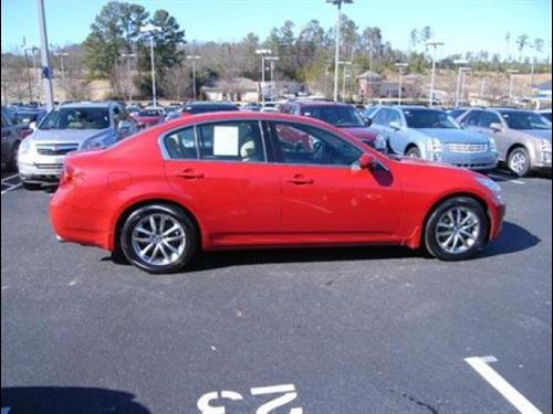 Infiniti G35 2007 photo 2