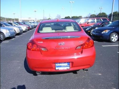 Infiniti G35 2007 photo 4