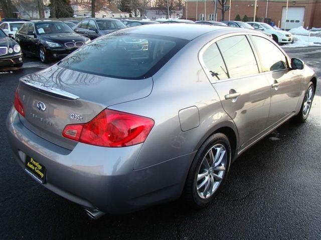 Infiniti G35 2007 photo 3