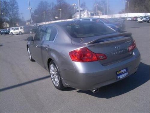 Infiniti G35 2007 photo 5